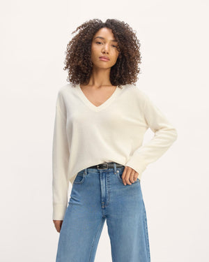 The Classic V in Cashmere | Bone