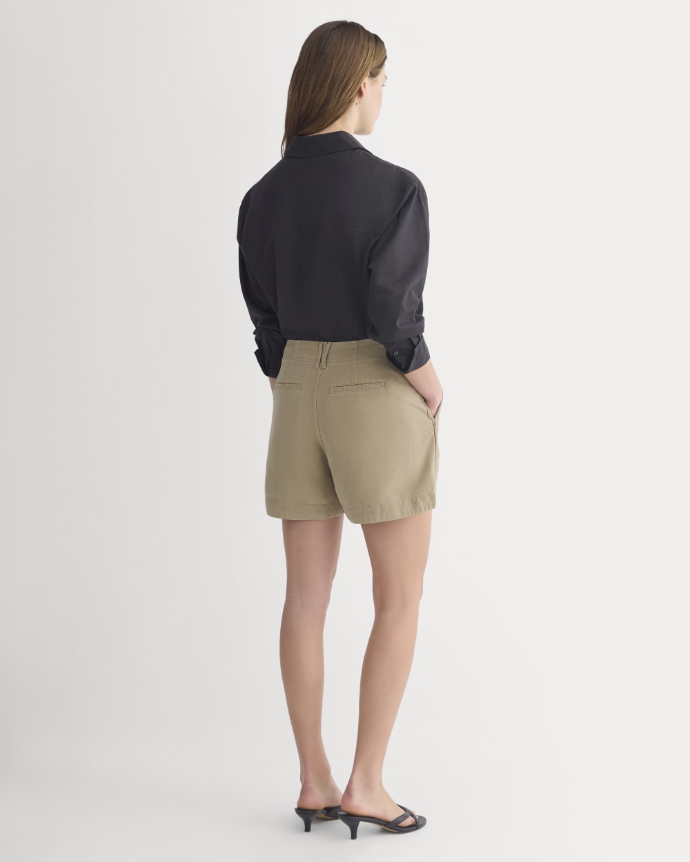 womens-tencel-darted-utility-short-chinchilla