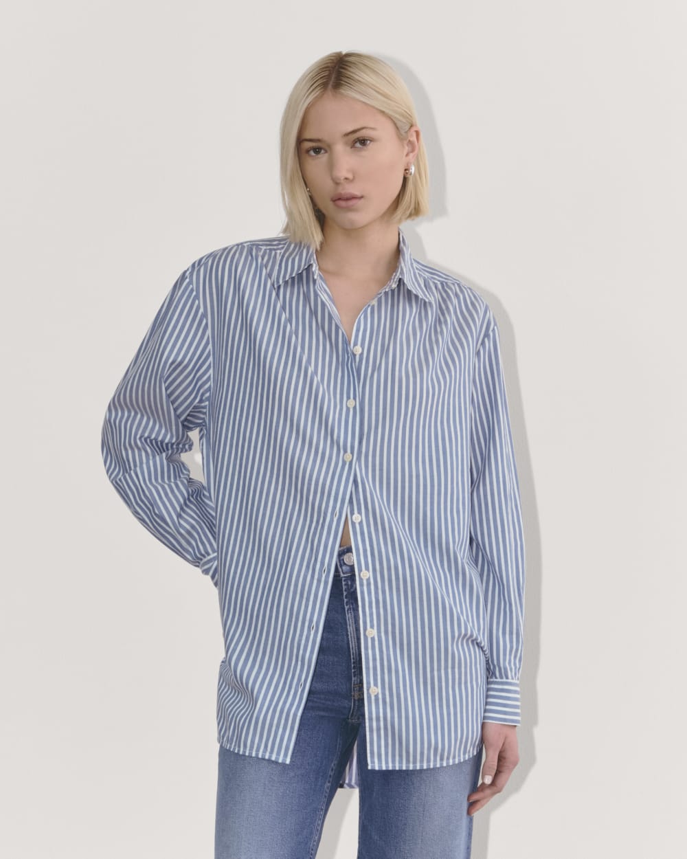 womens-gathered-shirt-silky-cotton-bone-mazarine-blue | primary