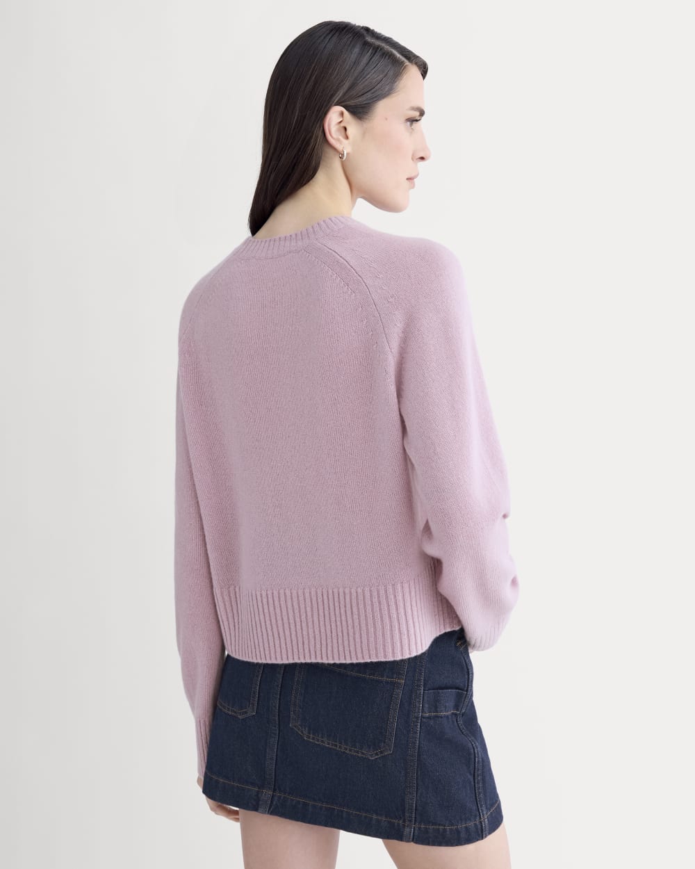 womens-cashmere-boxy-crew-sweater-lilac-crush