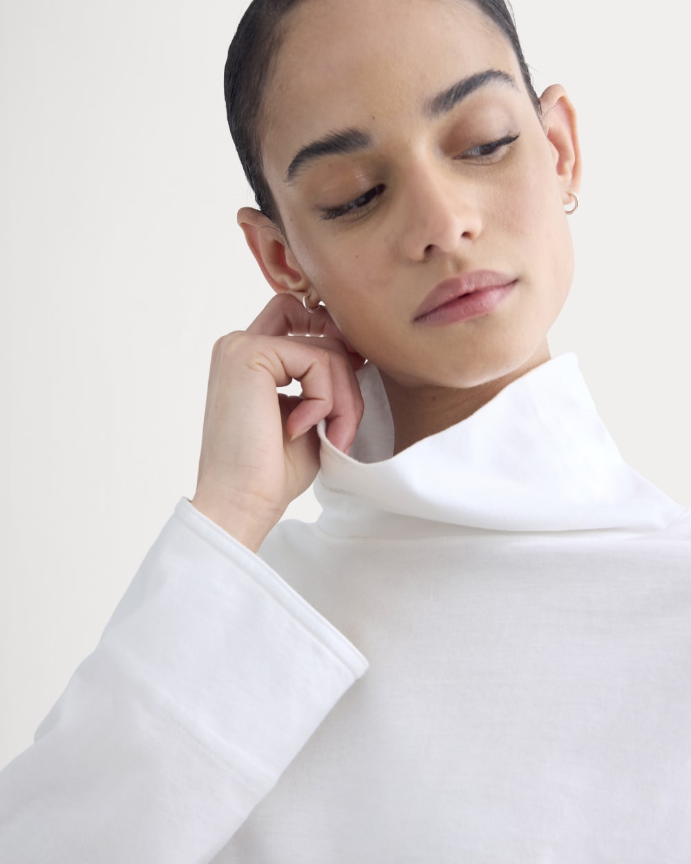 womens-slouchy-turtleneck-cotton-white