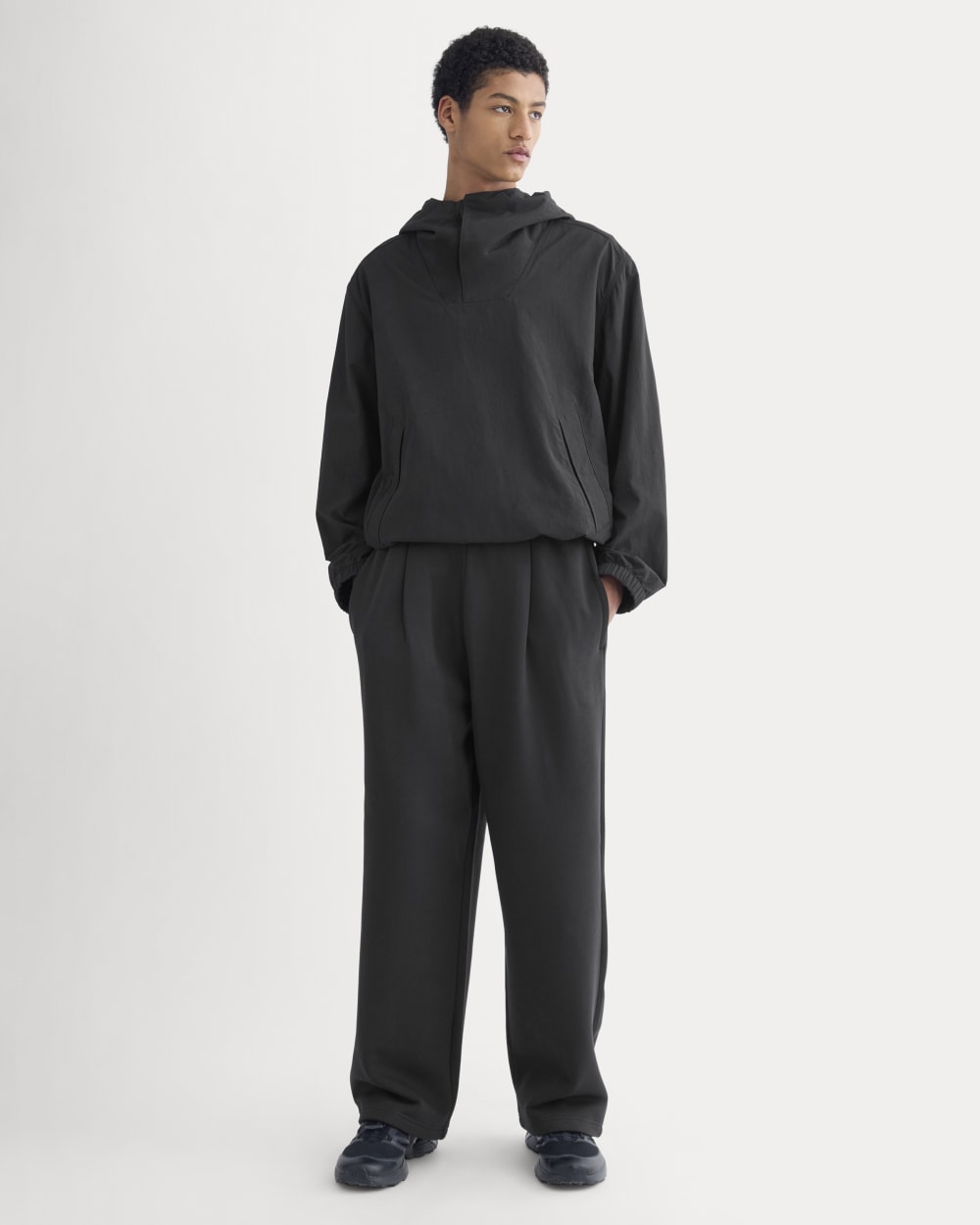 mens-luxe-fleece-pleated-sweatpant-black