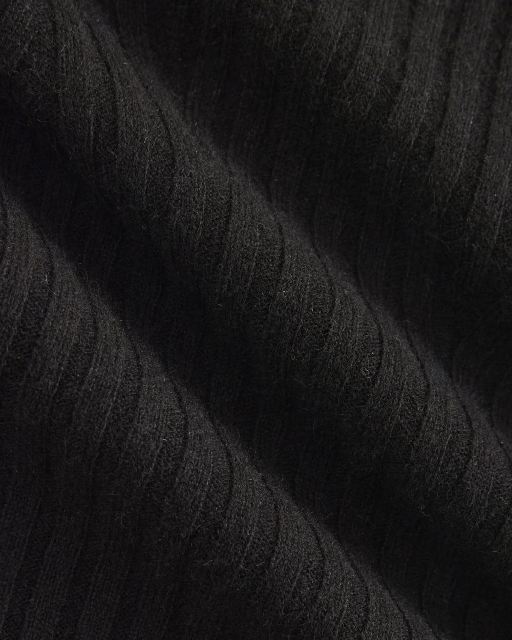 womens-cashmere-ribbed-boat-neck-sweater-black