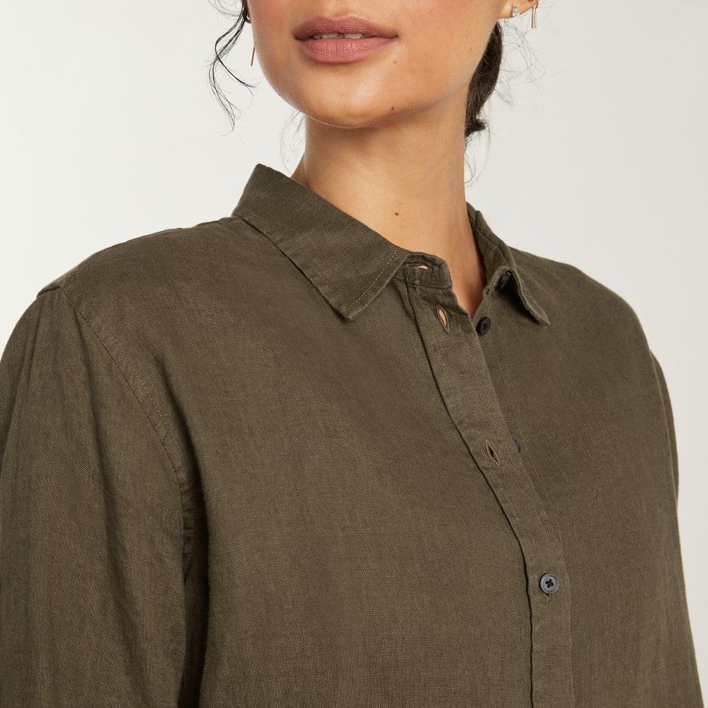 womens-relaxed-linen-shirt-beech