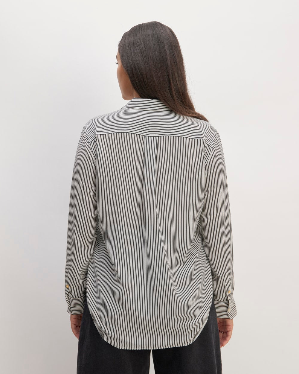 womens-clean-silk-pocket-relaxed-shirt-black-white