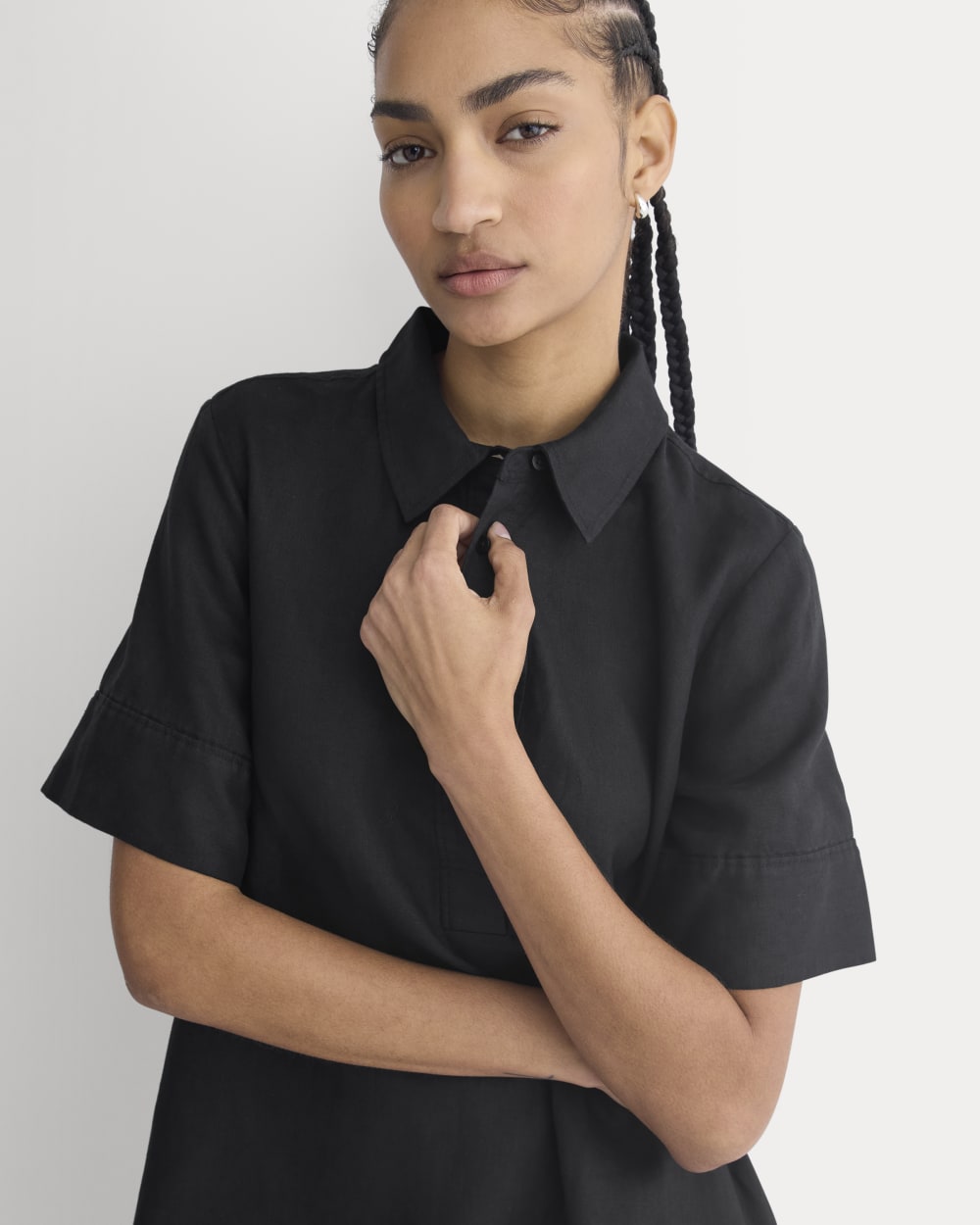 womens-mini-popover-shirtdress-in-linen-black