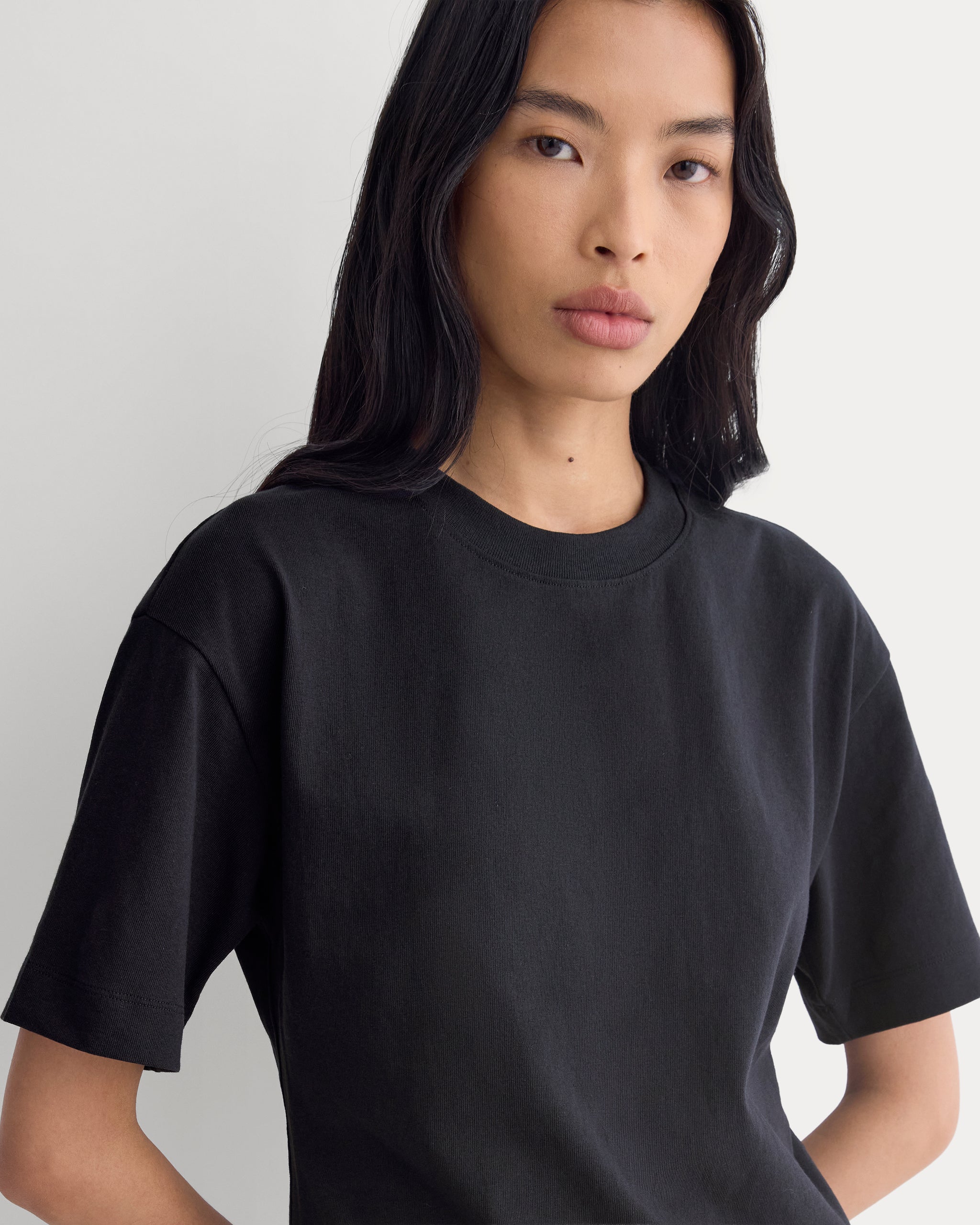 Premium Weight Back Slit Tee | Black