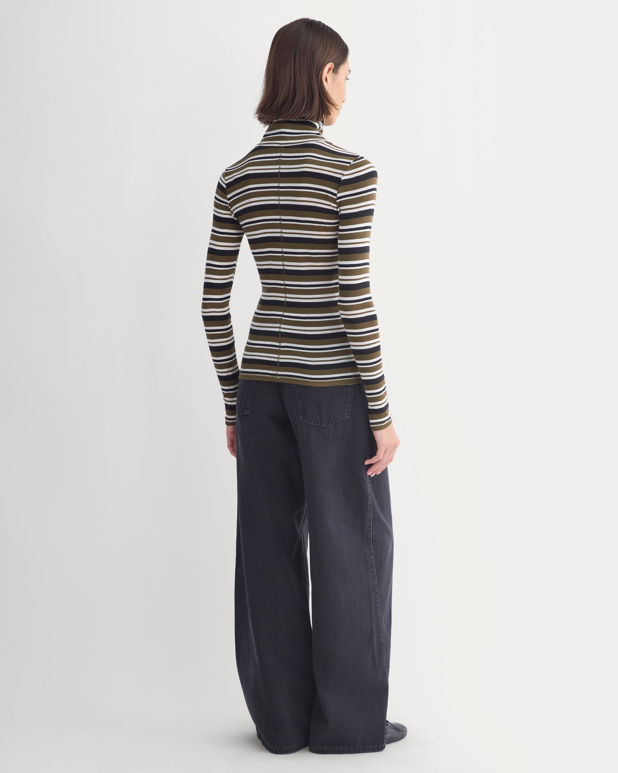Tissue Long-Sleeve Turtleneck | Beech / Bone