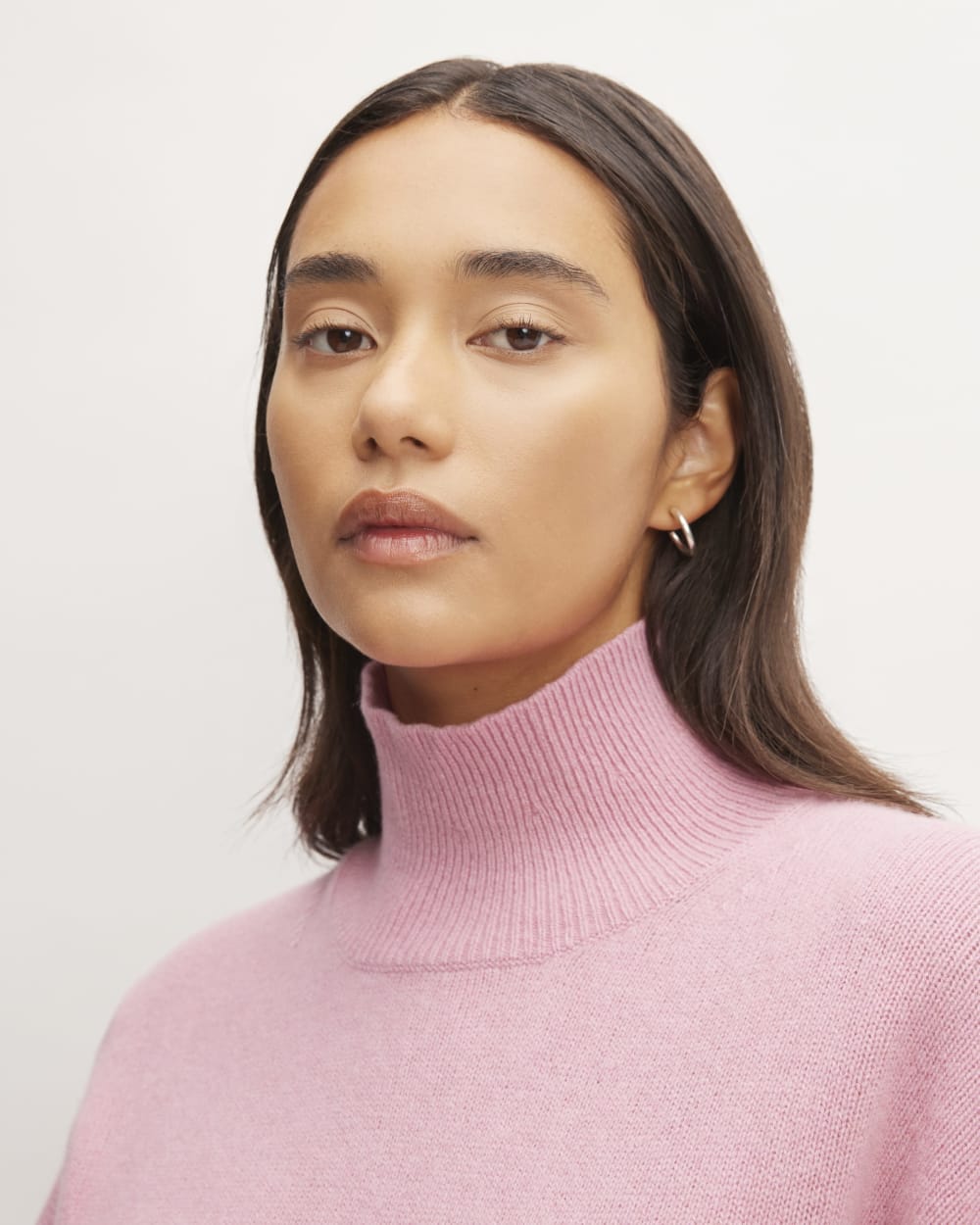 womens-recashmere-oversized-turtleneck-bubblegum