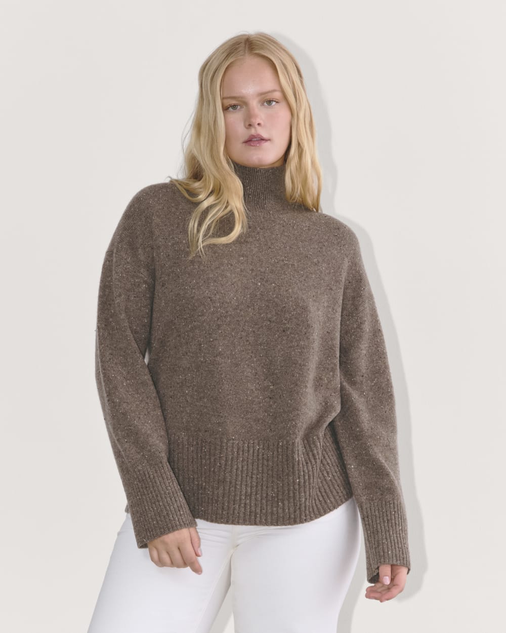 The Boxy Turtleneck in Cashmere | Taupe Brown Donegal – Everlane