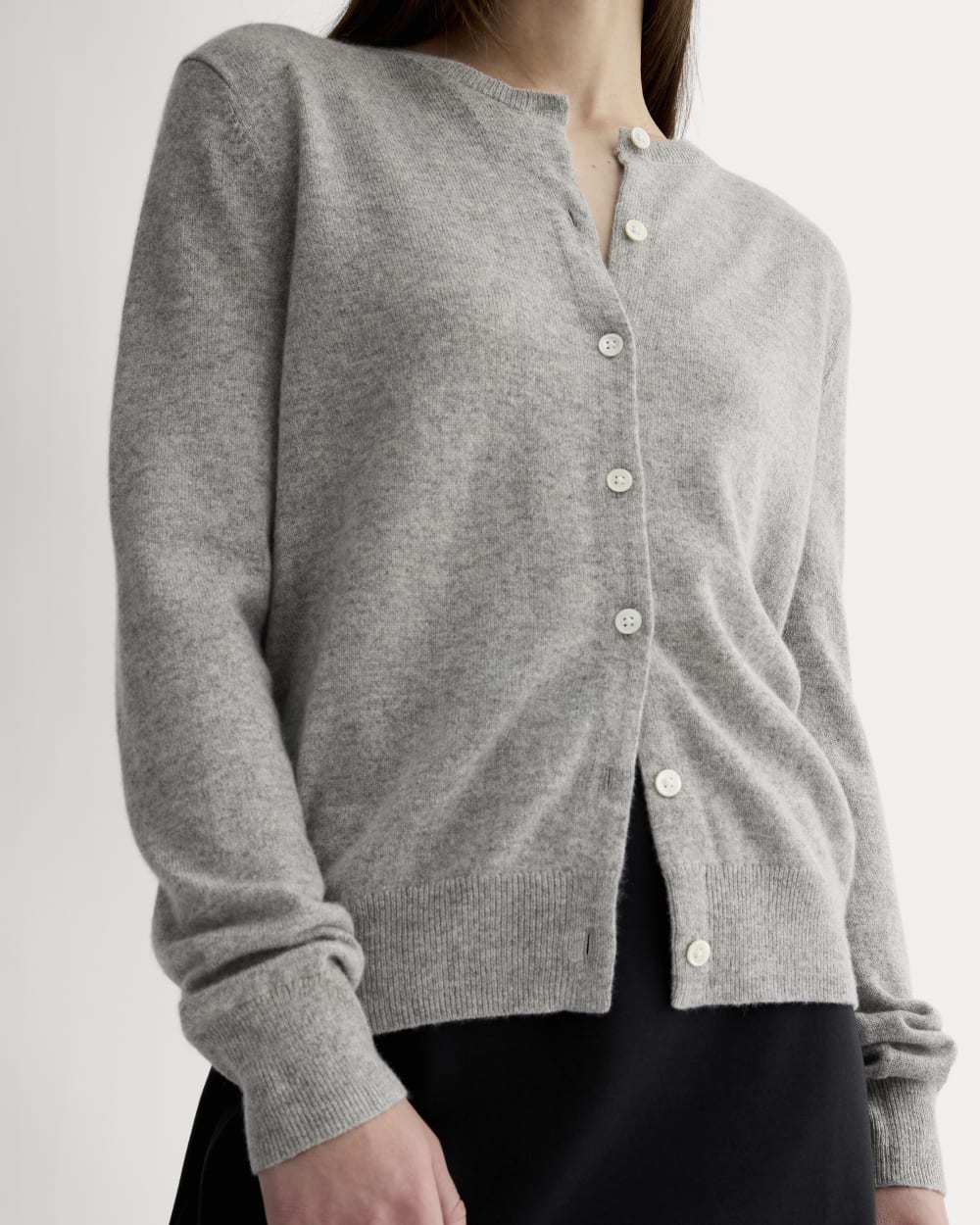 womens-cashmere-classic-crew-cardigan-light-heather-grey