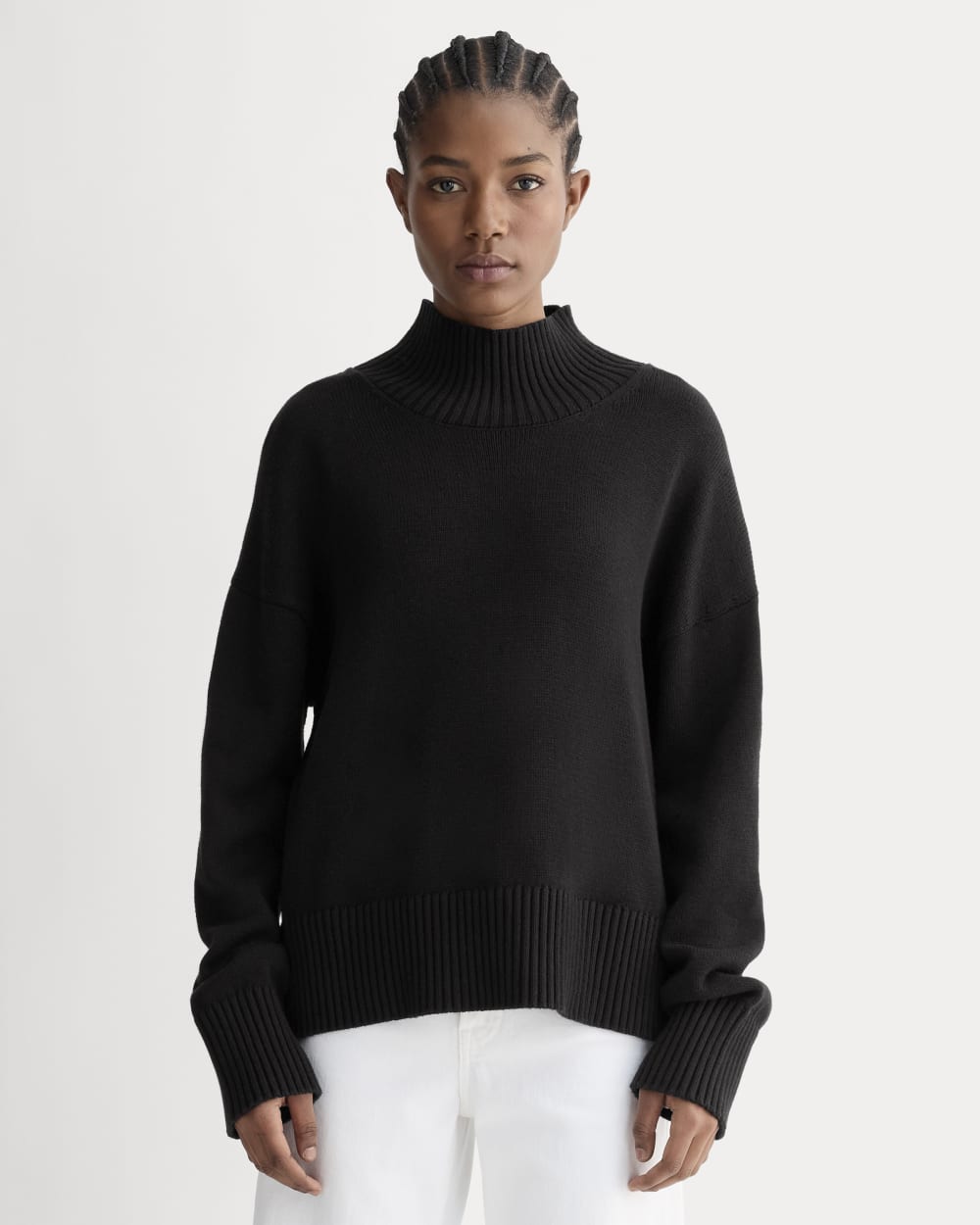 The Boxy Turtleneck in Everyday Cotton Black – Everlane