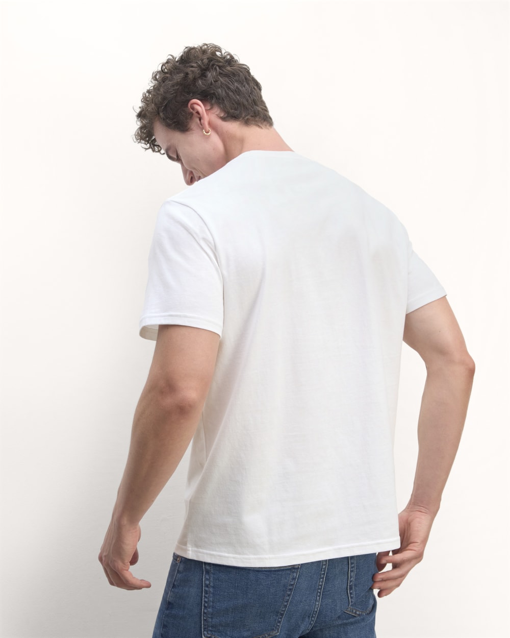 mens-voter-crew-essntl-cotton-white