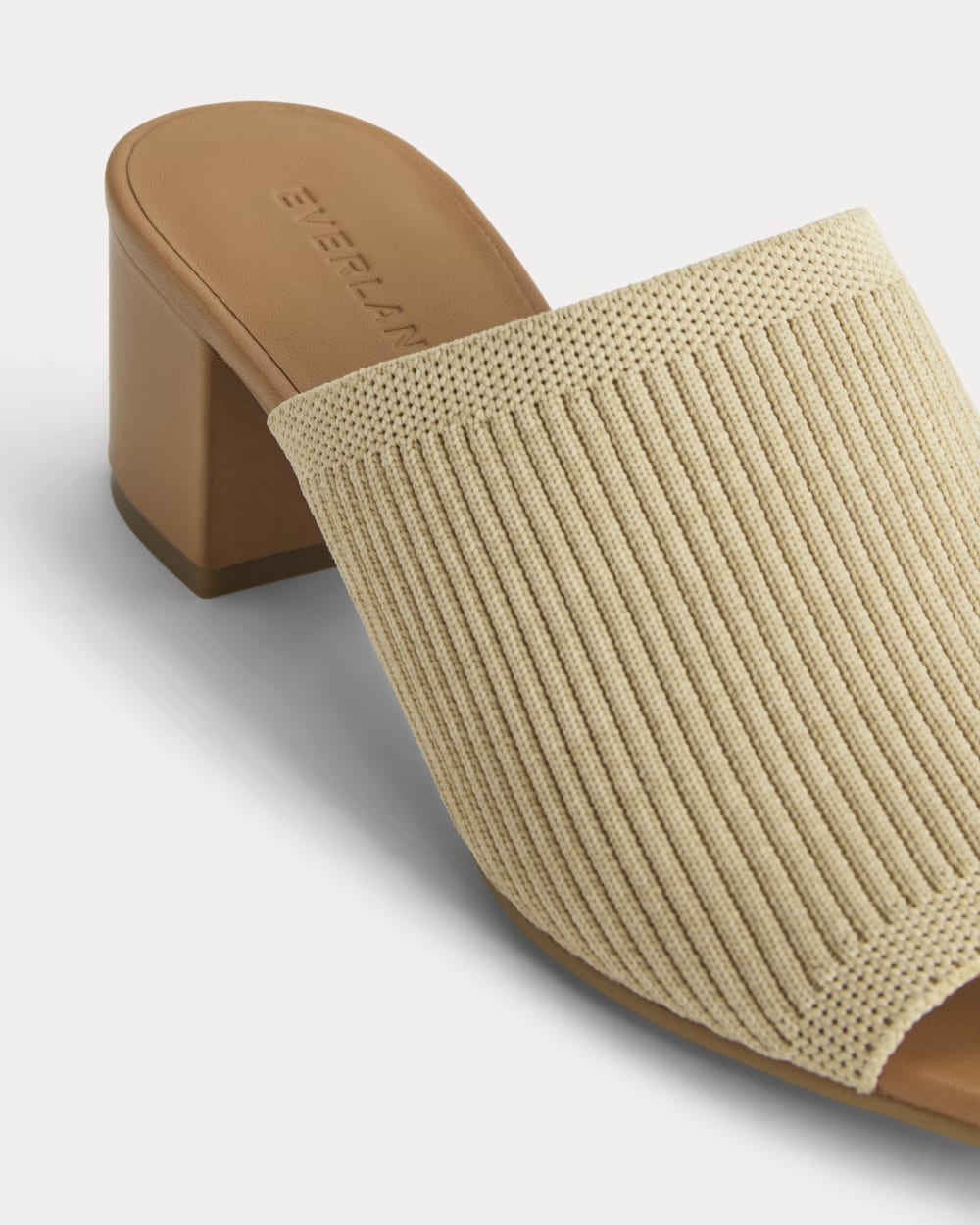 womens-reknit-block-heel-sandal-raffia