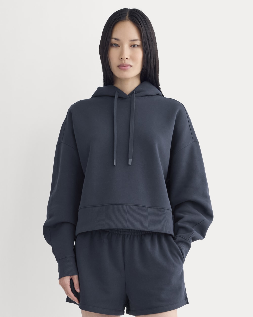 Cropped Luxe Fleece Hoodie Navy – Everlane