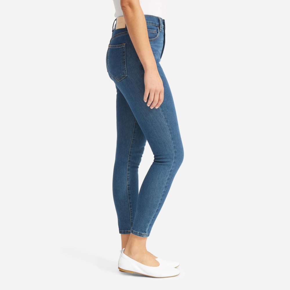 womens-auth-strch-hr-skny-short-midblue