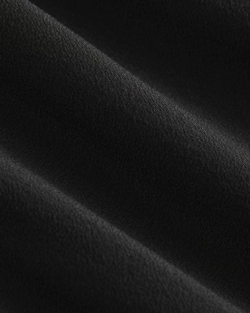 womens-v-neck-blouse-in-washable-silk-black