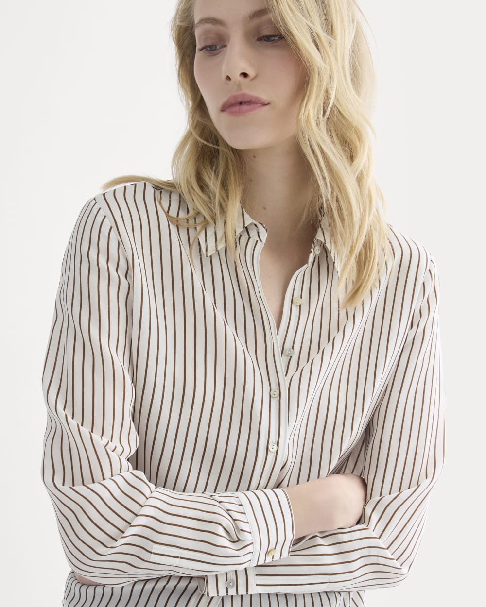 womens-shrunken-top-in-washable-silk-bone-toffee-stripe