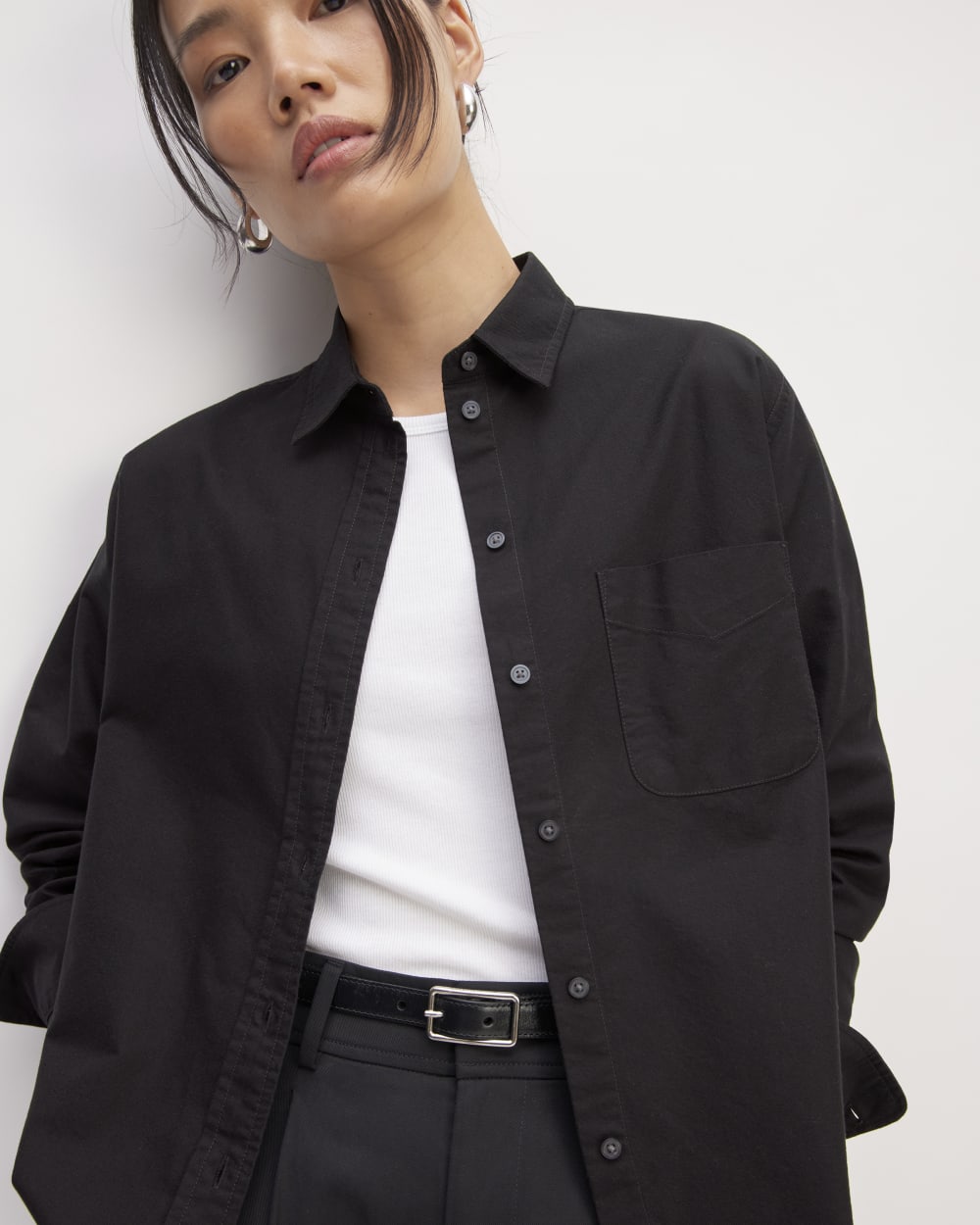 womens-relaxed-oxford-shirt-black