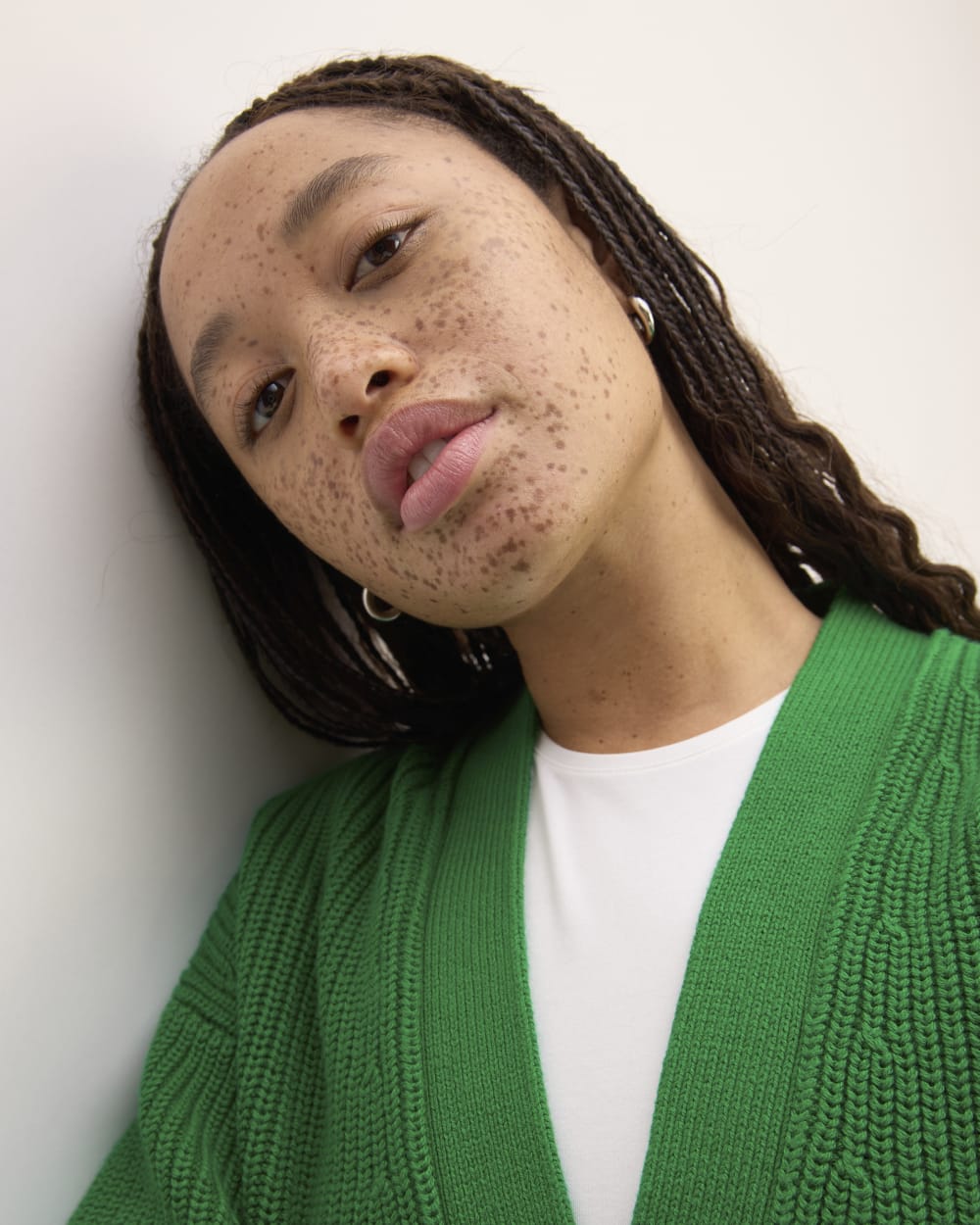 womens-organic-cotton-relaxed-cardigan-grass-green