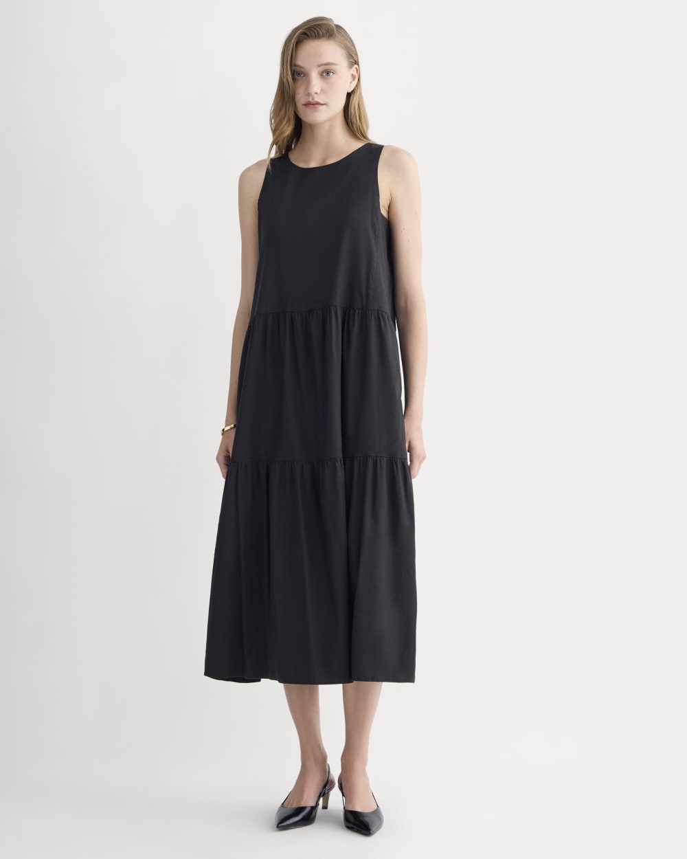 The Tiered Dress in Stretch Linen | Black Everlane The Tiered Dress in Stretch Linen | Black Everlane