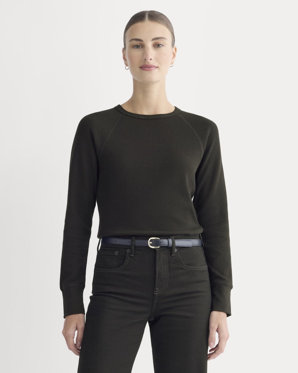 womens-slim-fit-crew-in-cozy-waffle-black | primary