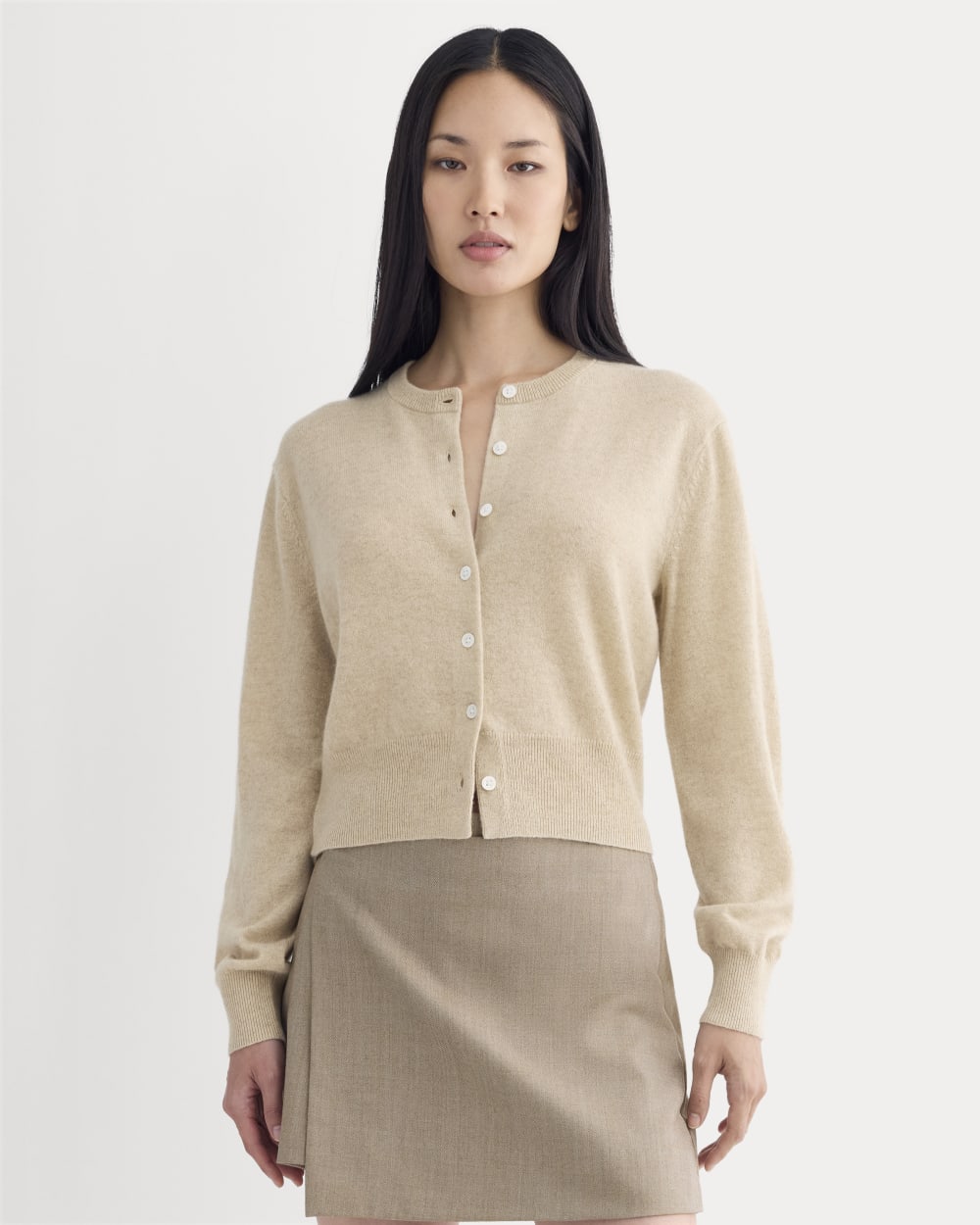 Cashmere Cropped Cardigan Heather Light Camel – Everlane