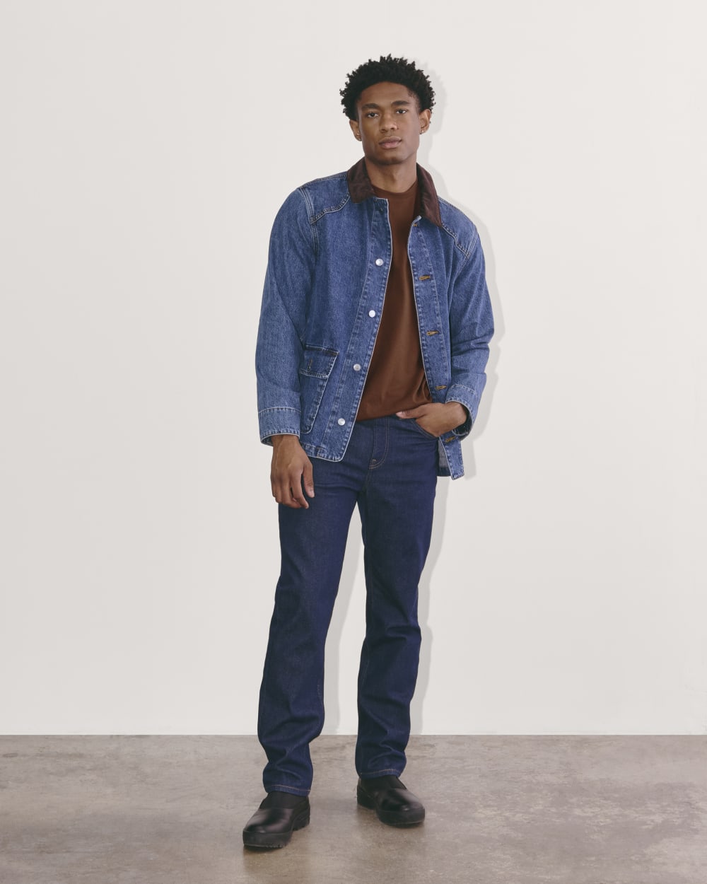 mens-essential-organic-crew-uniform-dark-mahogany