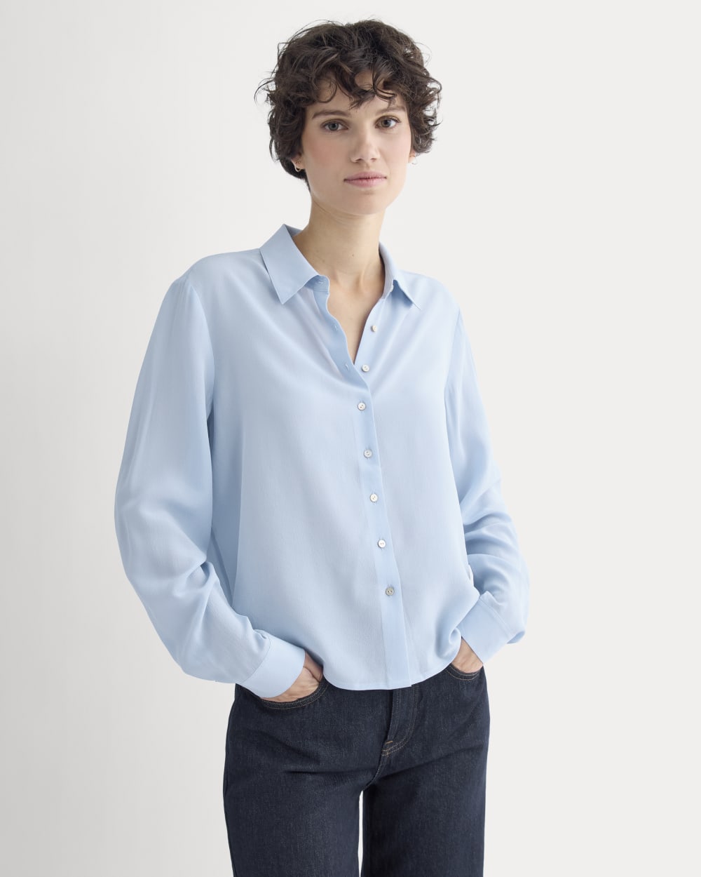 womens-shrunken-top-in-washable-silk-open-air-blue