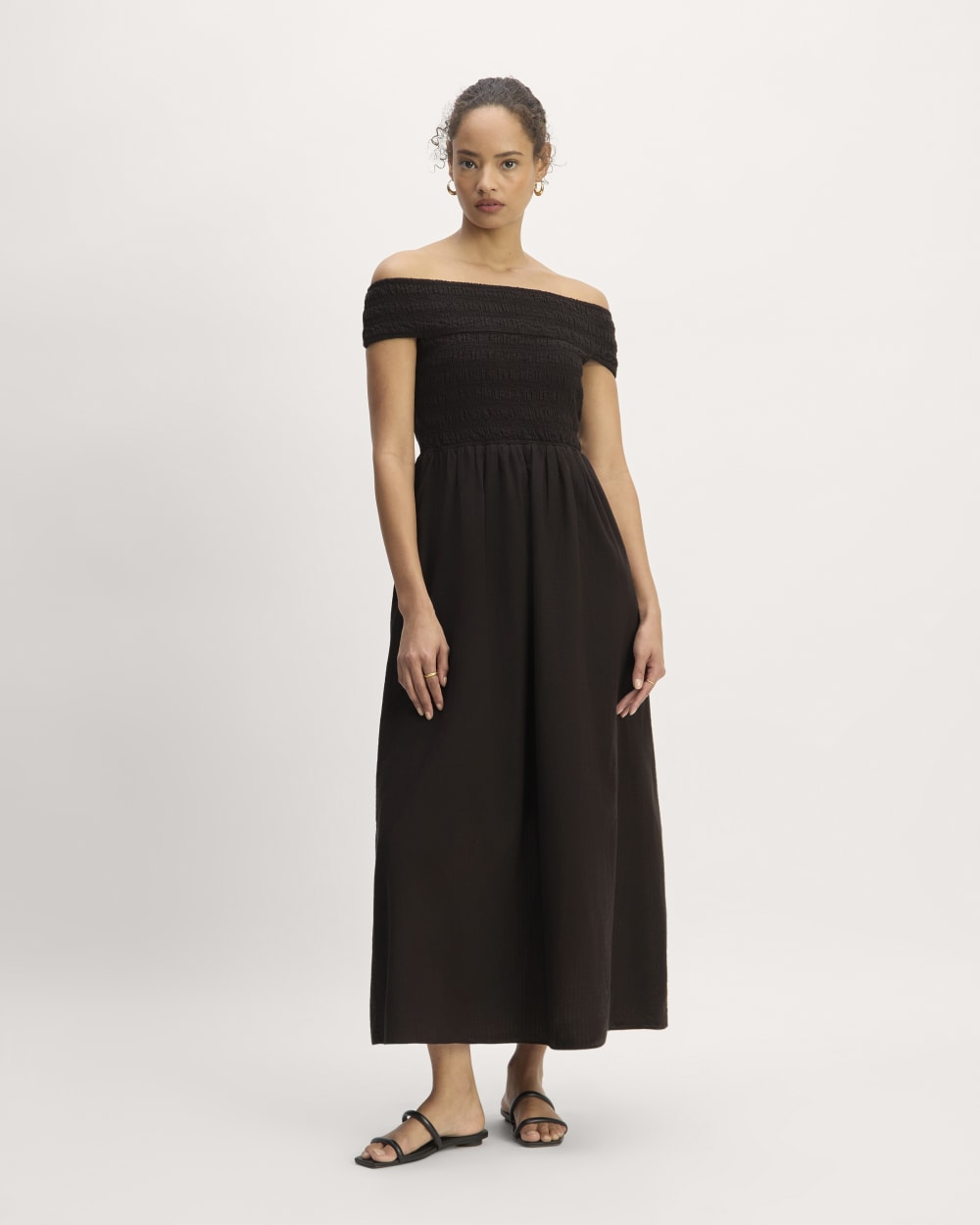 The Gauze Off-the-Shoulder Dress Black – Everlane - Main Image