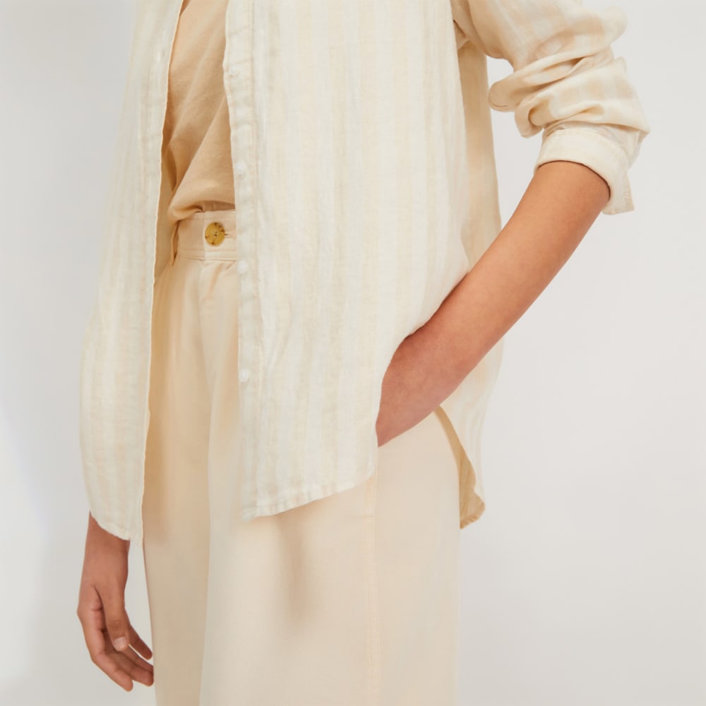 womens-relaxed-linen-shirt-sand-canvas-tan