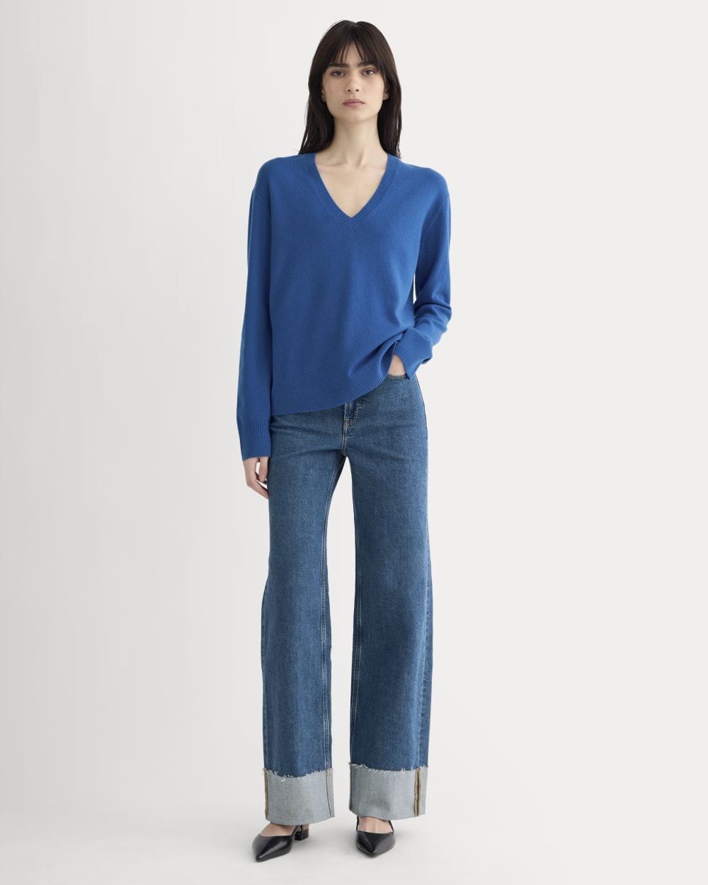 womens-cashmere-relaxed-v-neck-classic-blue