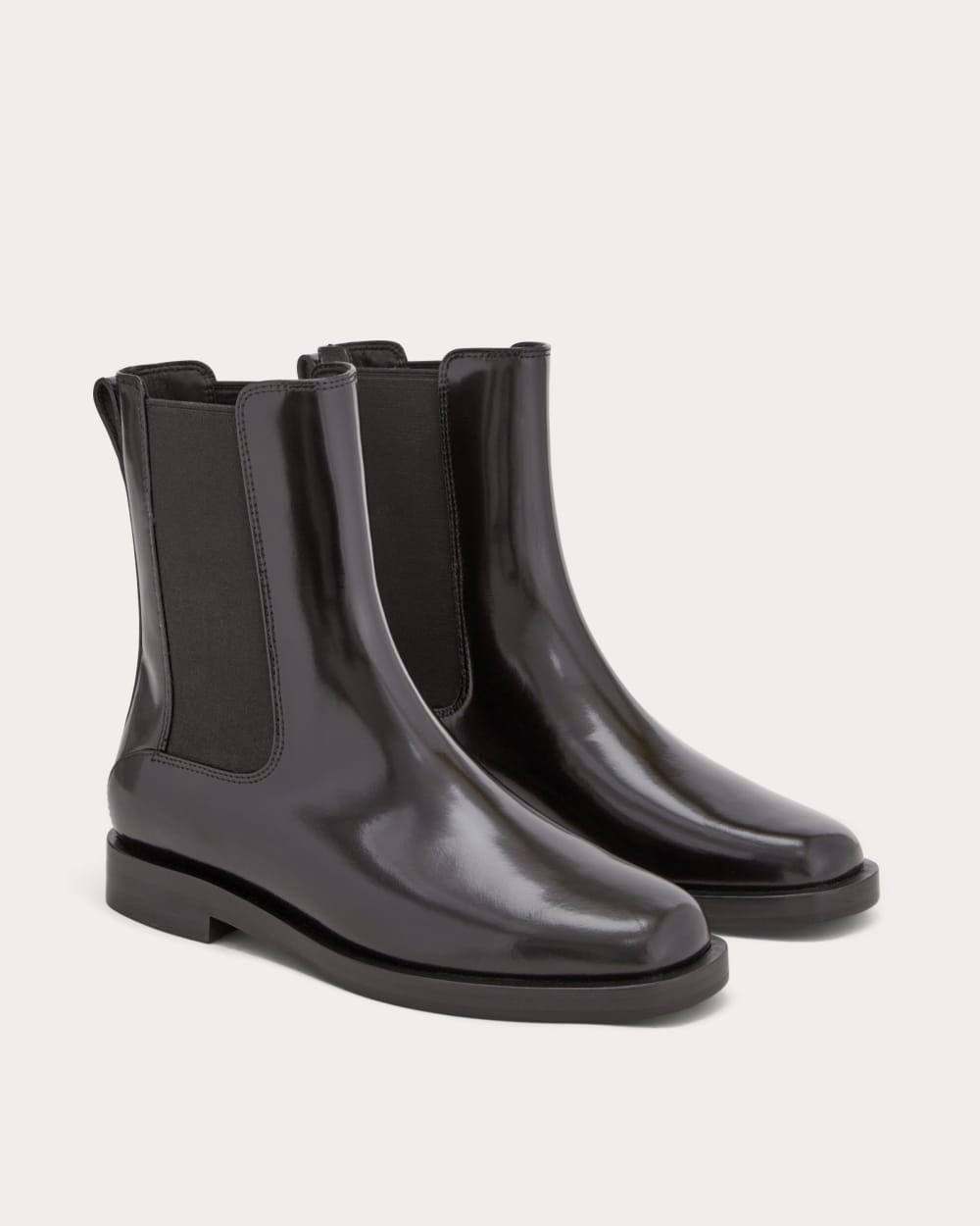 womens-timeless-chelsea-boot-black