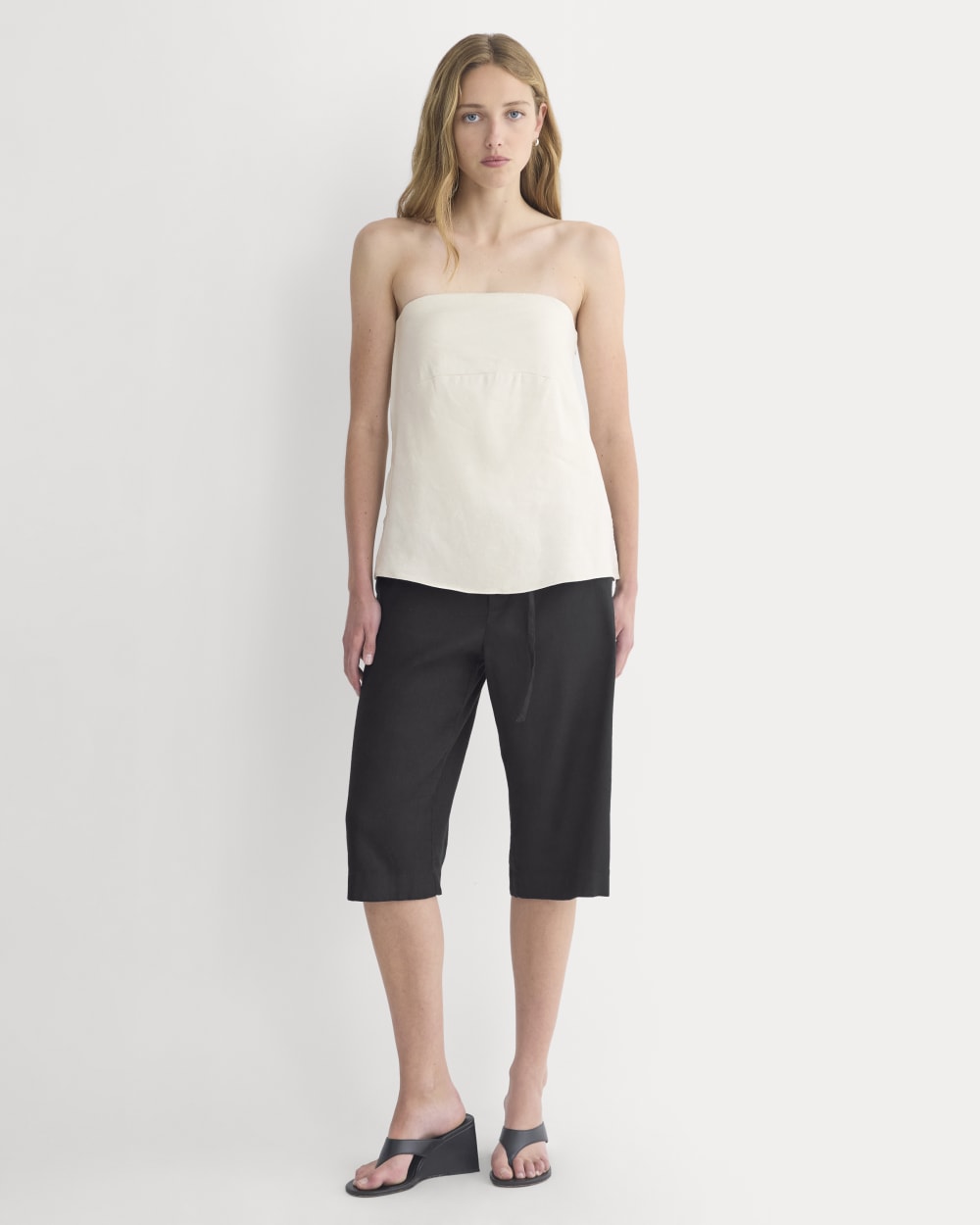 womens-tube-top-in-stretch-linen-birch | alt