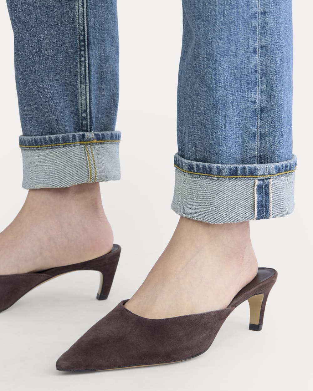 womens-selvedge-straight-jean-mid-indigo-wash