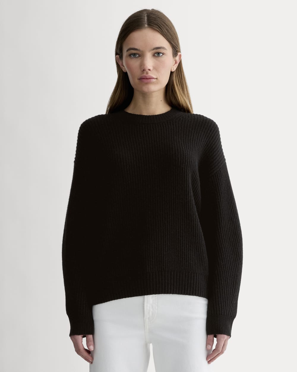 The Cocoon Crew in Wool Cashmere | Black – Everlane