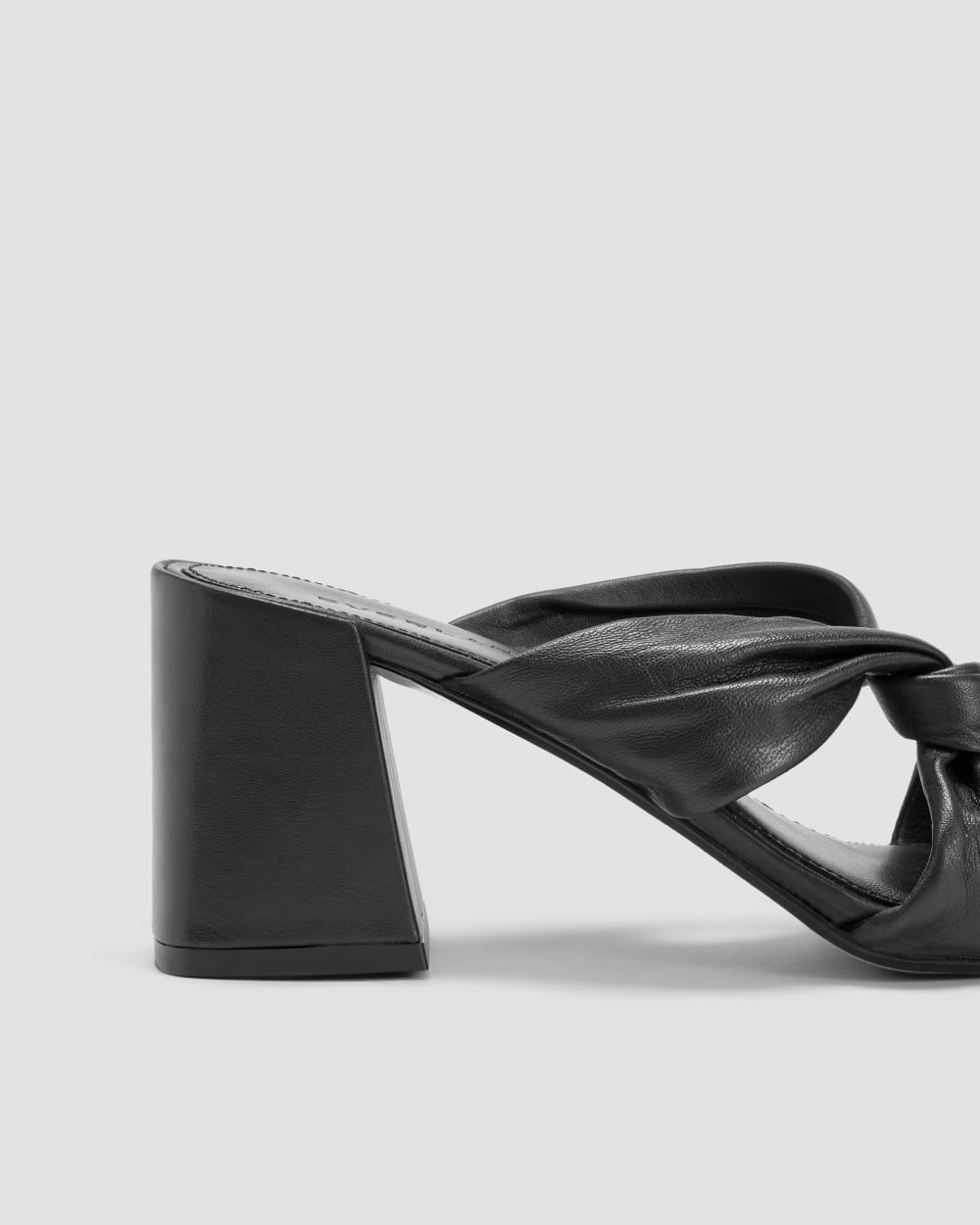 womens-leather-day-twist-heel-black