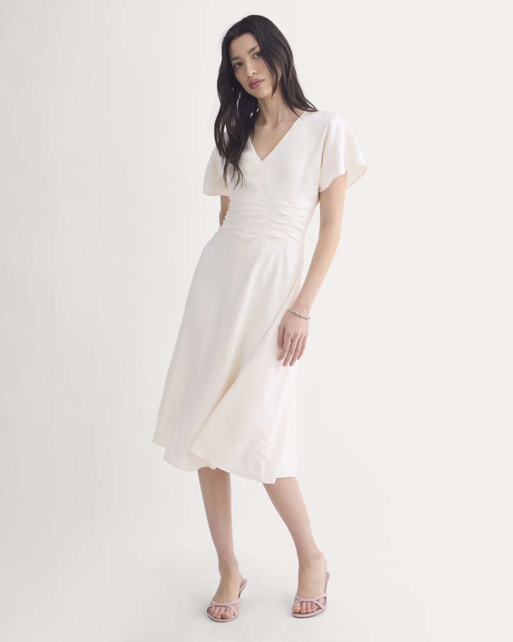 womens-cinched-dress-in-stretch-linen-bone | primary