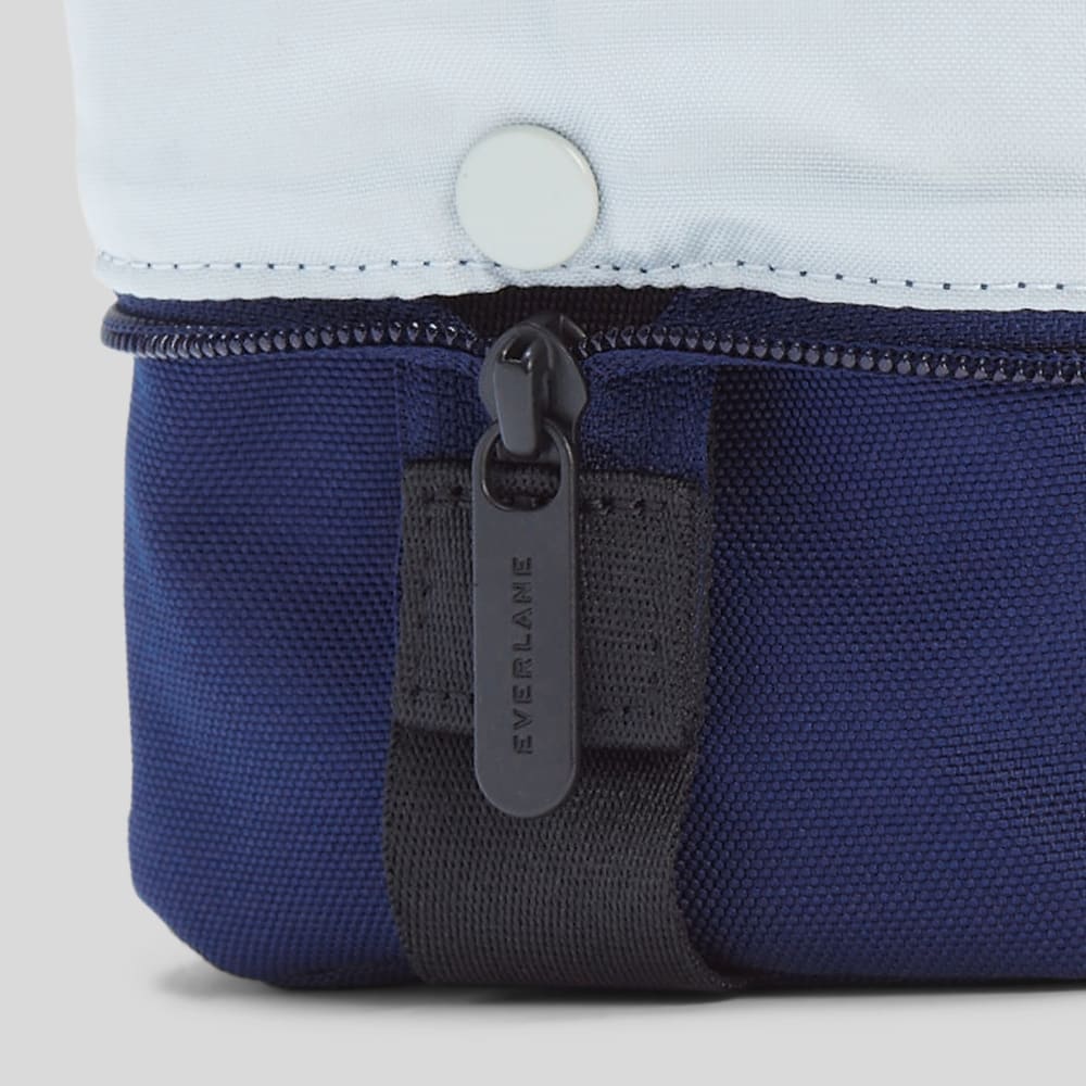 mens-renew-catchall-case-ocean-cavern