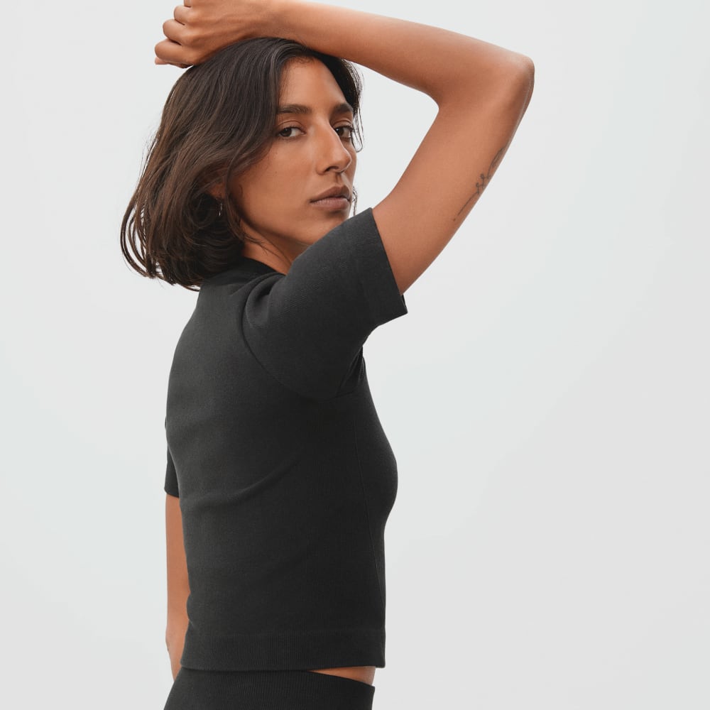 womens-seamless-tee-black | primary