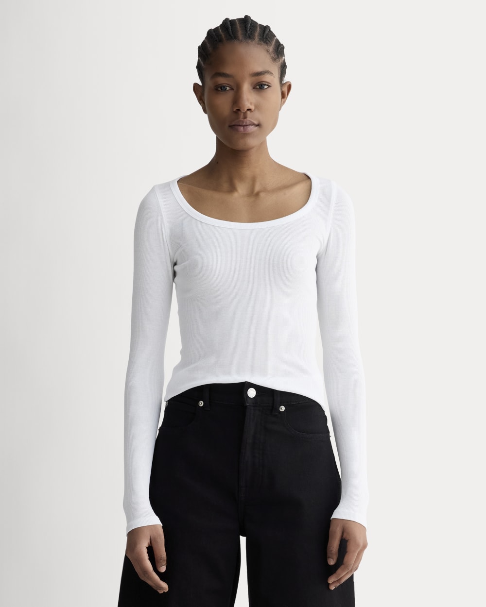 The Luxe Rib Long-Sleeve Scoop-Neck Tee | White – Everlane
