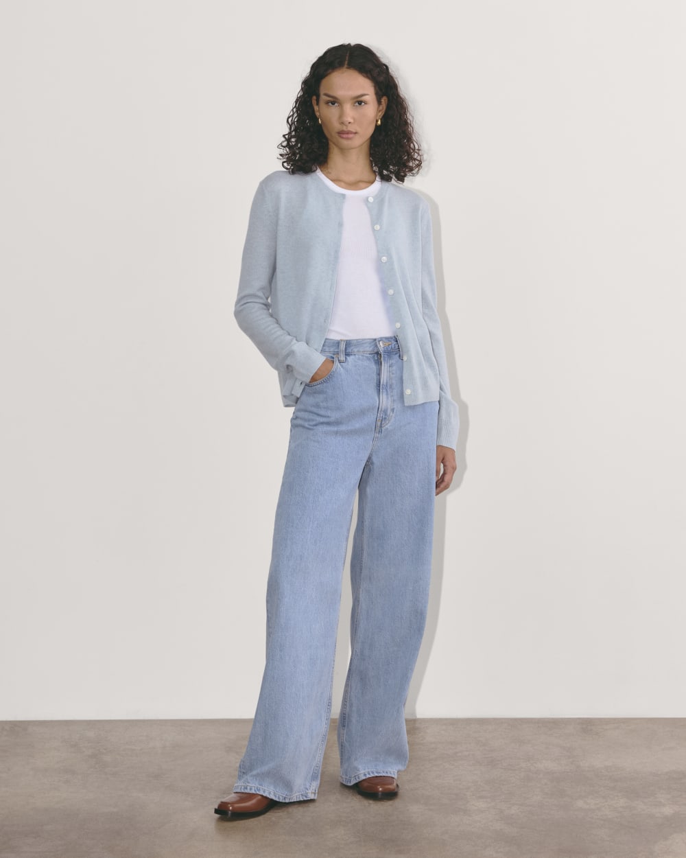 womens-cashmere-classic-crew-cardigan-sky-blue