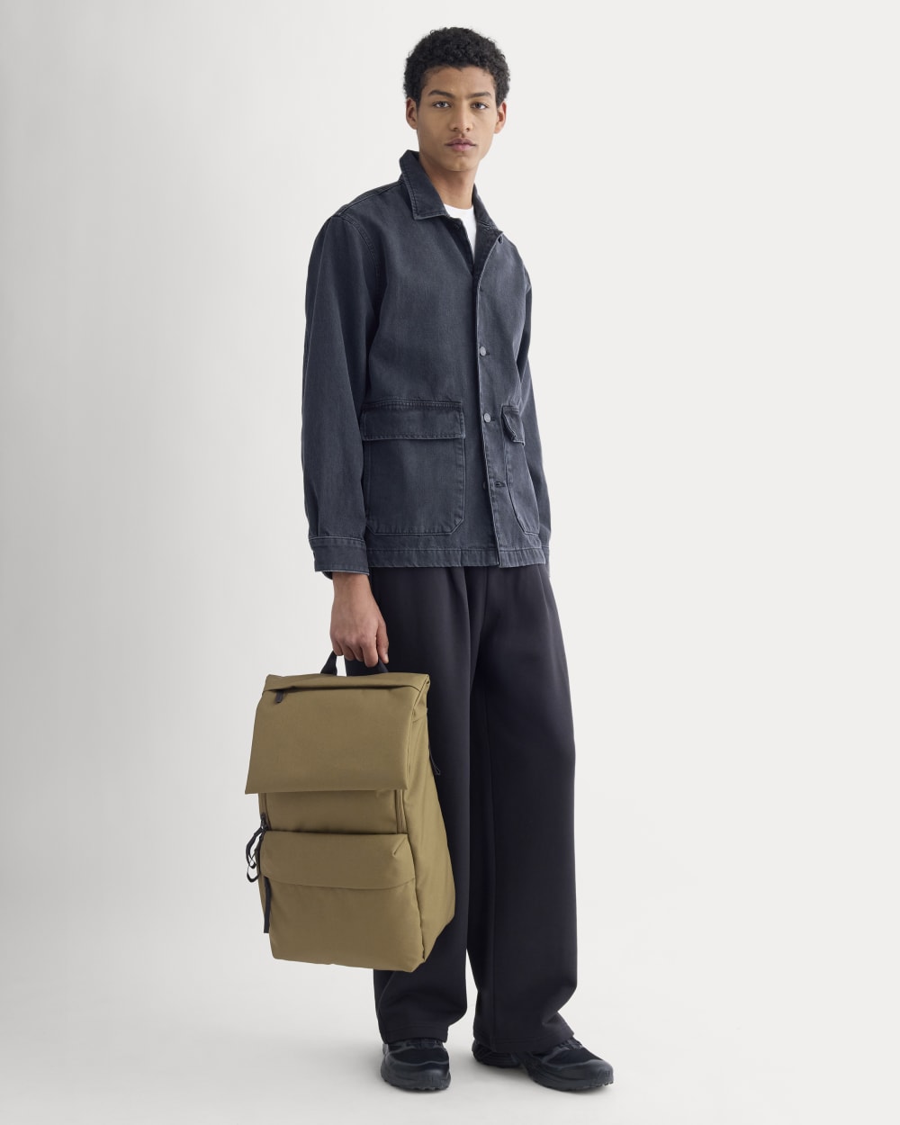 mens-renew-backpack-olive