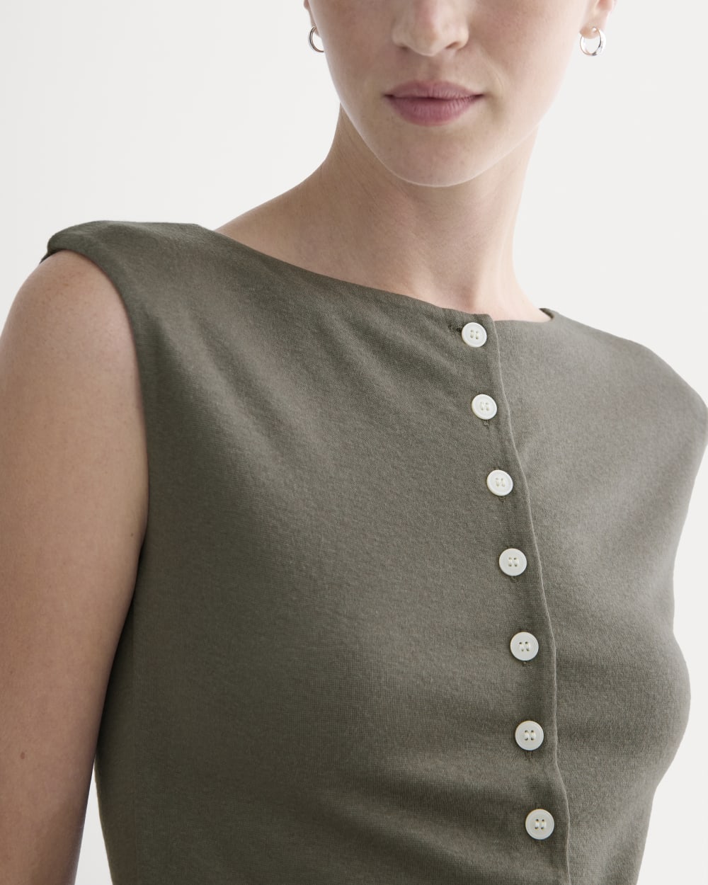 womens-sleeveless-button-up-butterluxe-taupe