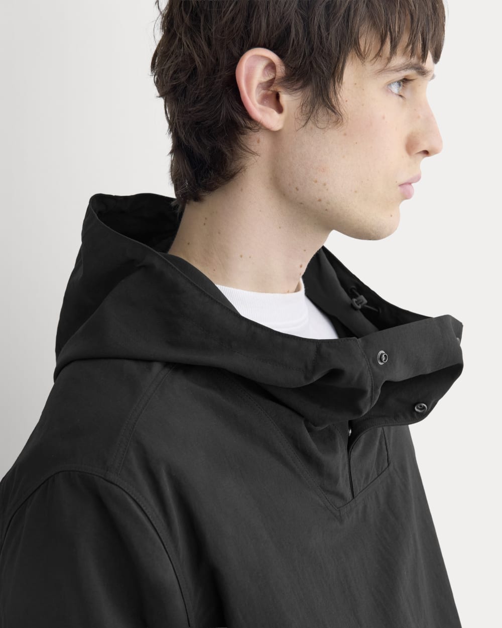 mens-recycled-nylon-windbreaker-black