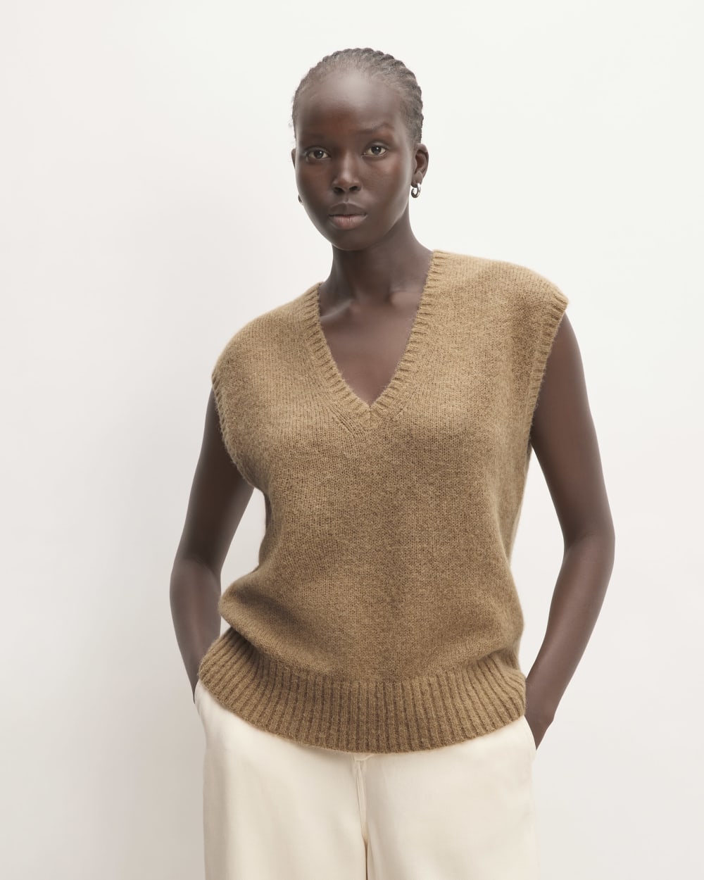 The Alpaca V-Neck Vest | Tiger's Eye – Everlane