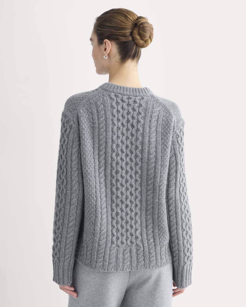 womens-cable-sweater-in-luxe-merino-heathered-mid-grey