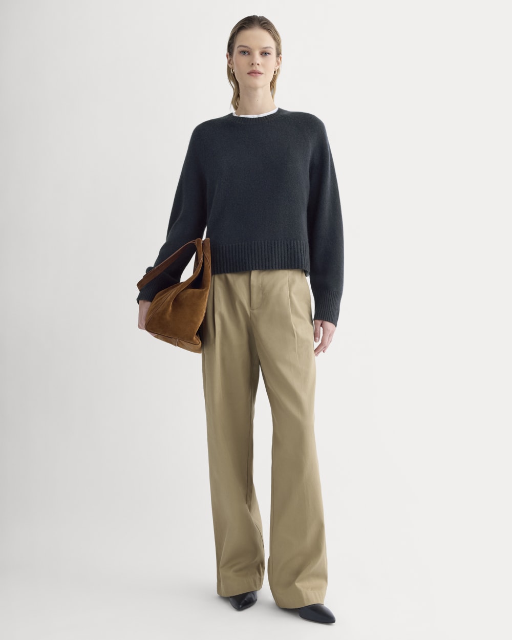 womens-cashmere-boxy-crew-sweater-navy