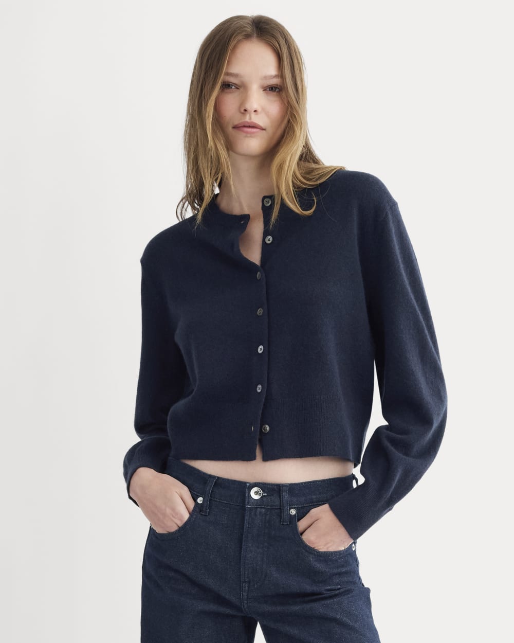 womens-cashmere-in-cropped-cardigan-navy | primary