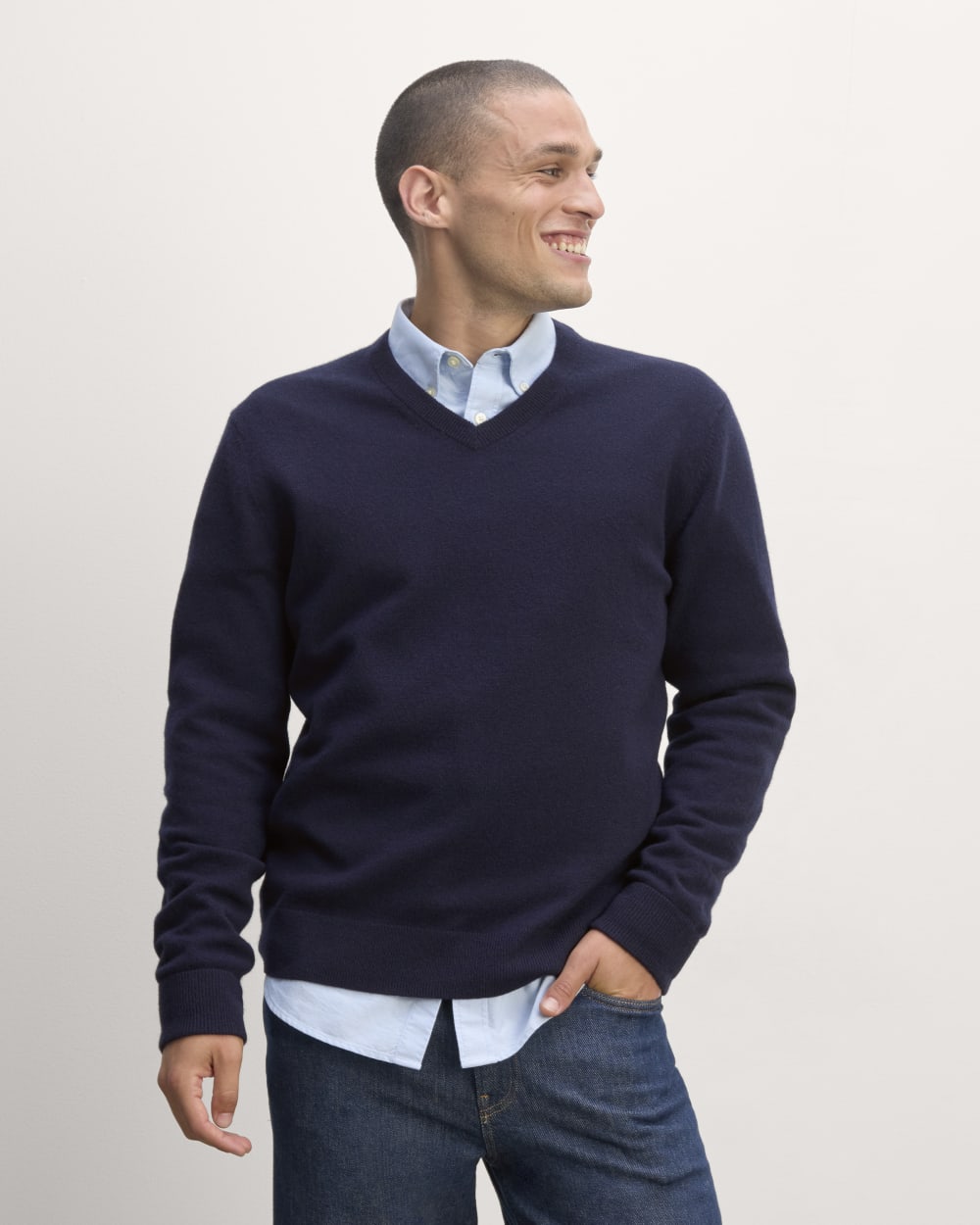 The Cashmere V-Neck Sweater | Navy – Everlane